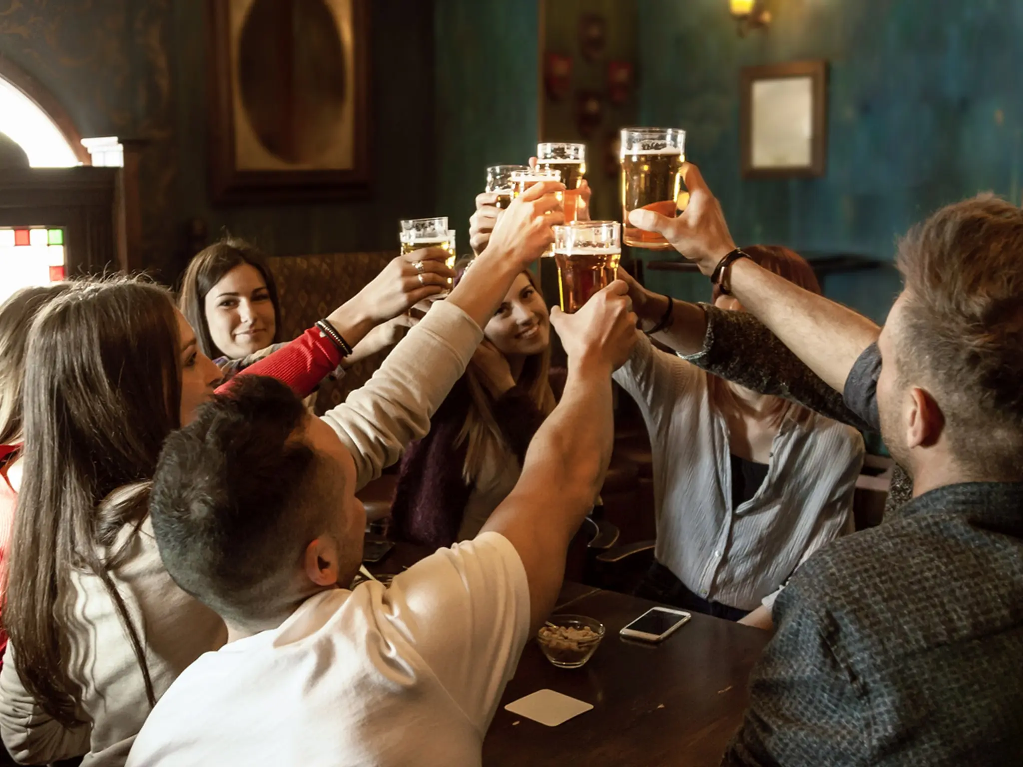 Eine Firma welche eine Teambuilding Kneipentour unternimmt